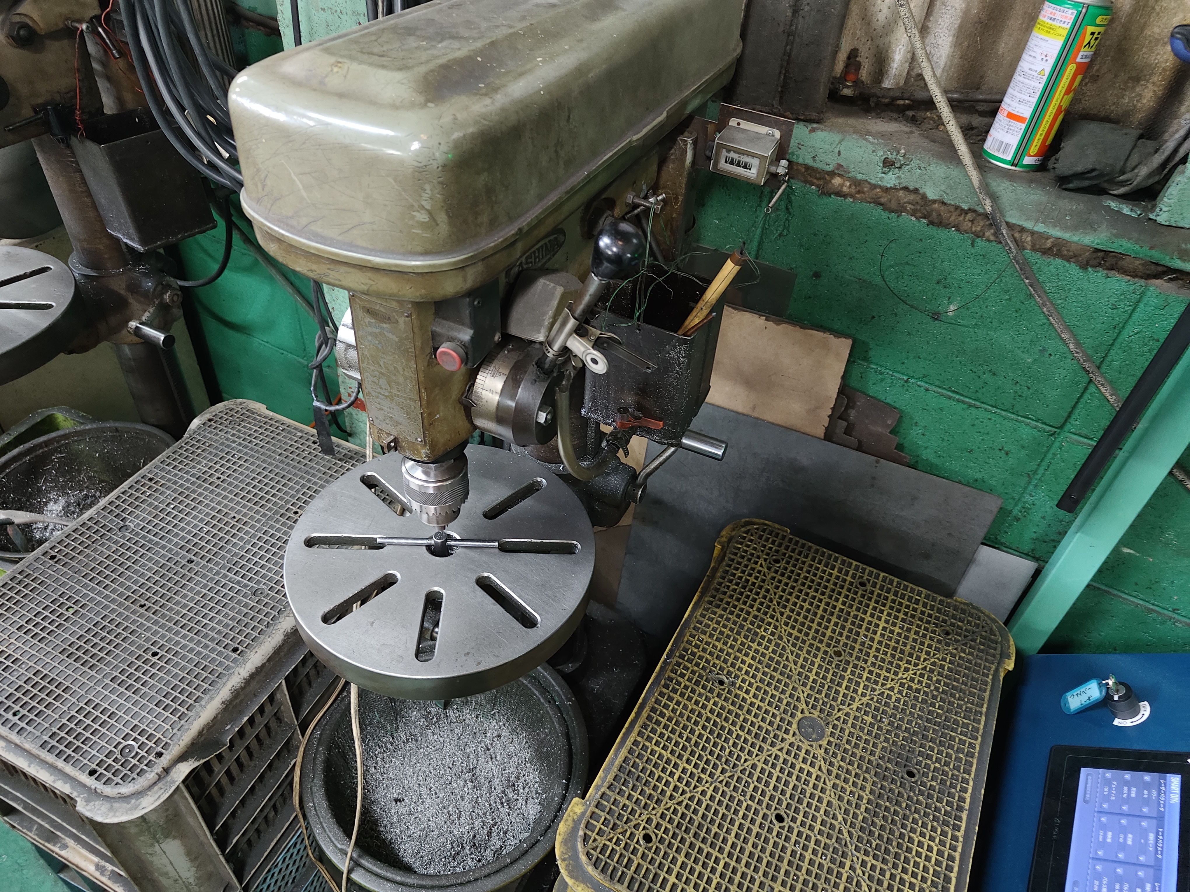 卓上ボール盤 4台 - 穴あけ加工用