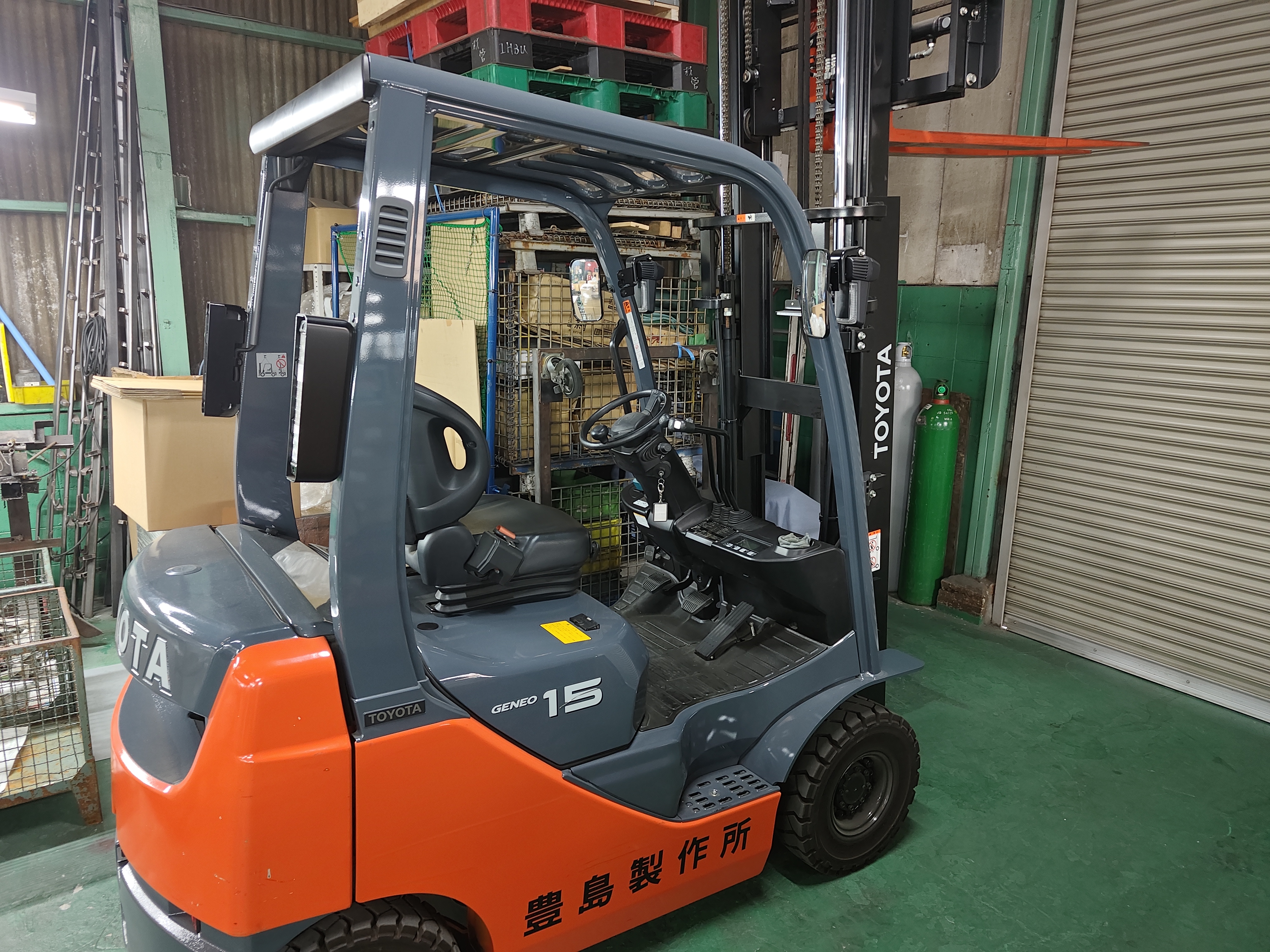 フォークリフト 1.5トン - 荷物運搬・搬入出作業用